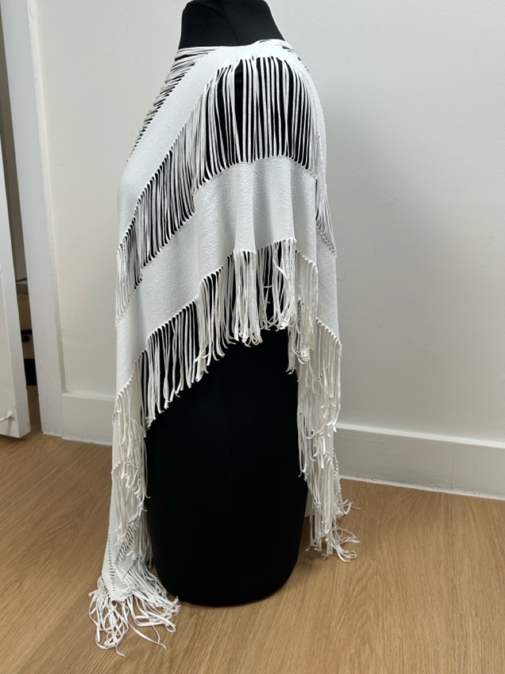 Beach Bunny Indian Summer Fringe Poncho - Picture 7 of 11